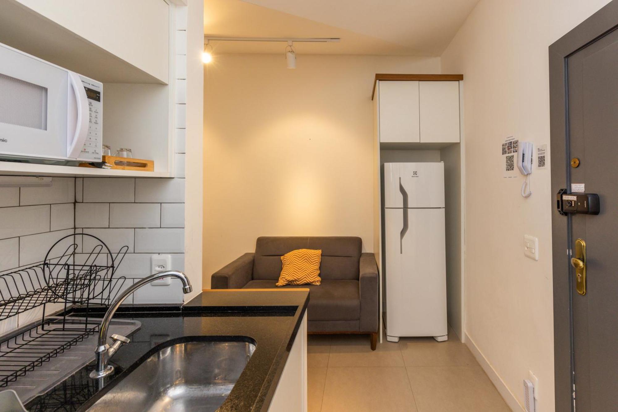 Studio's Monsieur Leblon Apartment